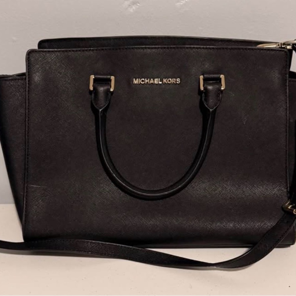Michael Kors Elegant Black Satchel